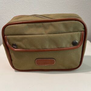Chaps Khaki and Brown Toiletry Bag